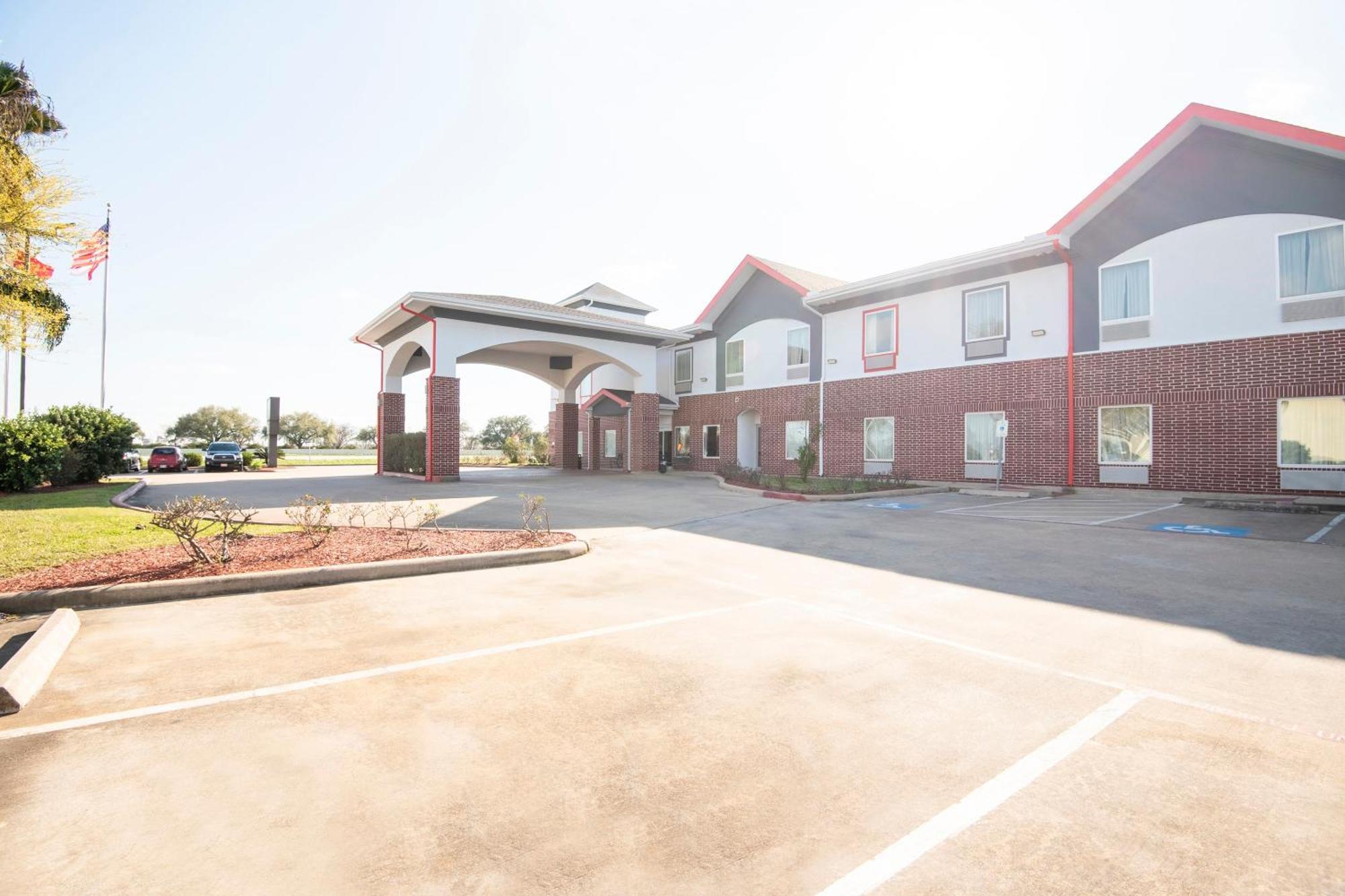 Oyo Townhouse Clute Lake Jackson Экстерьер фото